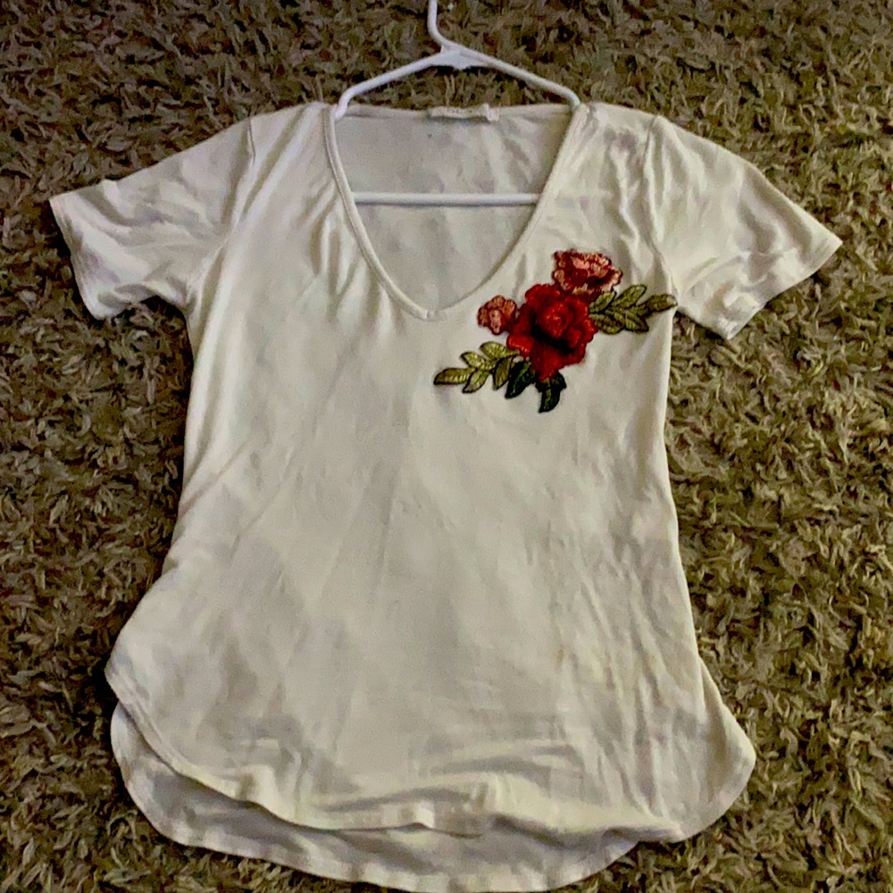 I’m selling a tee shirt from level up